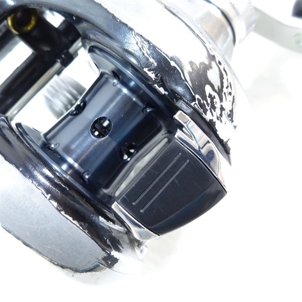 １６メタニウムＭＧＬ右